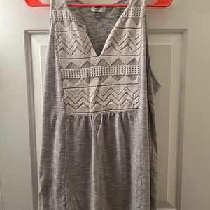 Old Navy tank !see photos has a hole!